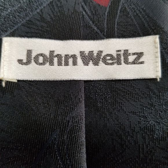 Men Neck Tie John Weitz Black Floral Logo Made in USA 3.75" Wide by 54" Long - Picture 6 of 11